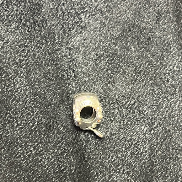 Sold - Picture 3 of 4